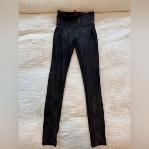 Spanx - SPANXshape™ Faux Leather Leggings - Small